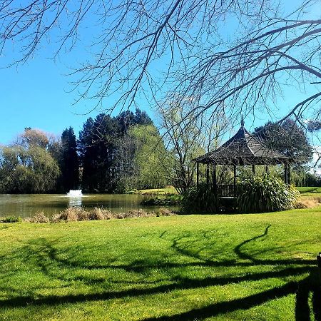 Briars Country Lodge Bowral Bagian luar foto