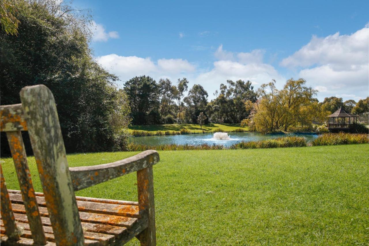 Briars Country Lodge Bowral Bagian luar foto