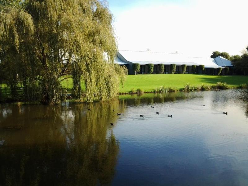 Briars Country Lodge Bowral Bagian luar foto