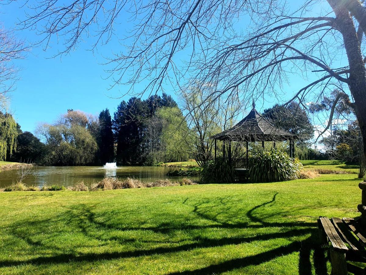 Briars Country Lodge Bowral Bagian luar foto