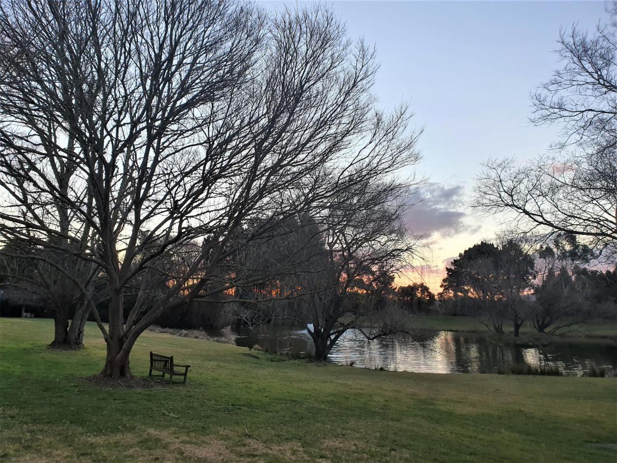Briars Country Lodge Bowral Bagian luar foto