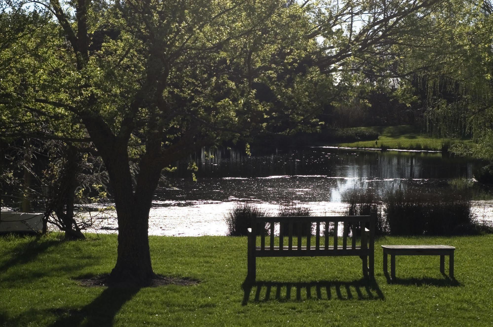 Briars Country Lodge Bowral Bagian luar foto