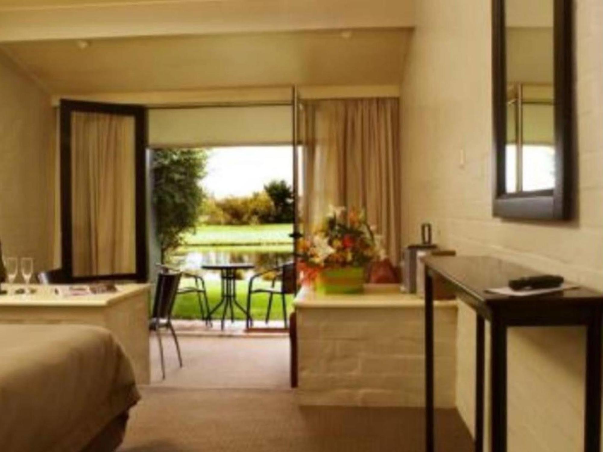 Briars Country Lodge Bowral Bagian luar foto